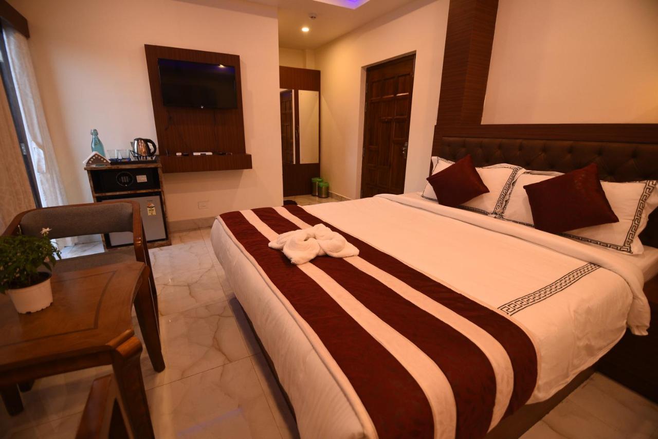 Ariees Grand Hotell Port Blair Eksteriør bilde