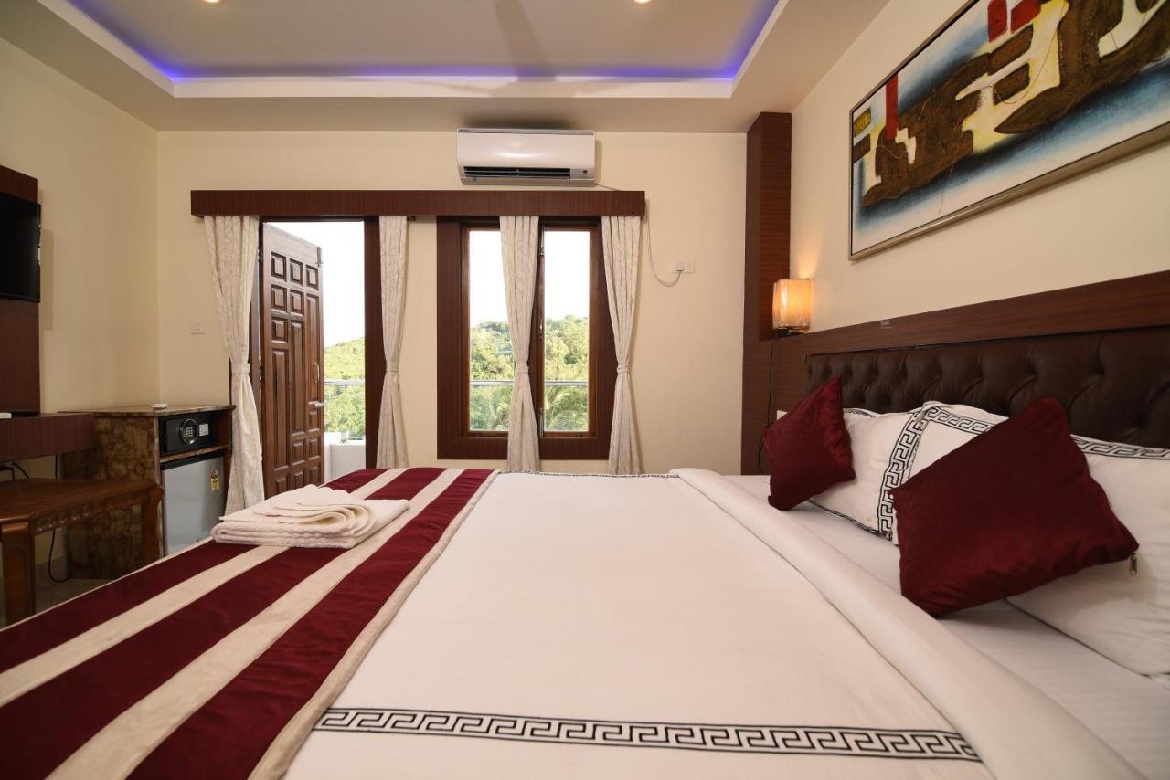 Ariees Grand Hotell Port Blair Eksteriør bilde